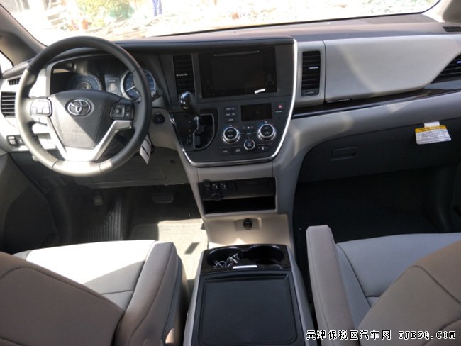 2017款丰田塞纳3.5L两驱版 LE版/XLE版现车报价38.7万起