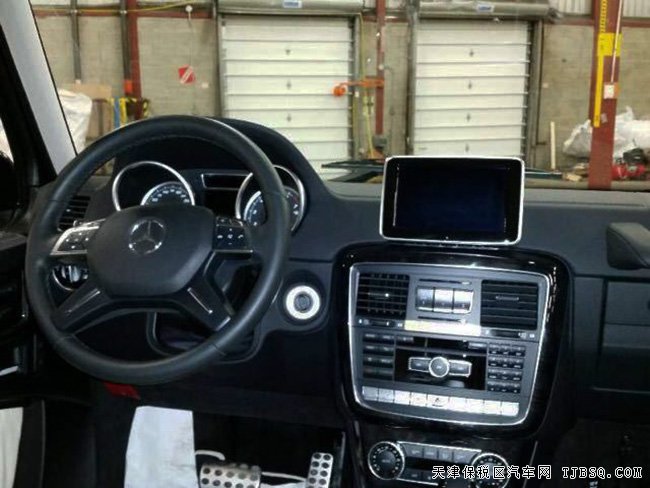 2017款奔驰G500加规版 19轮/滑动天窗/哈曼现车192万购