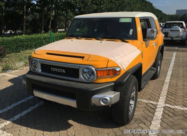 17款丰田FJ酷路泽4.0L中东版 天津港现车优惠购