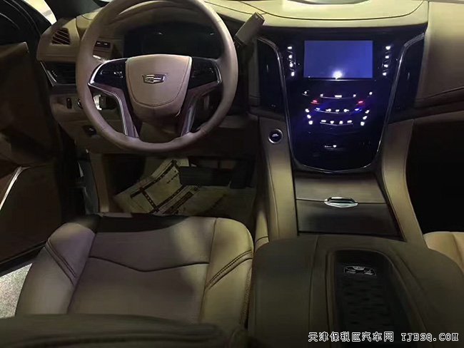 17款凯迪拉克凯雷德6.2L 天津港现车绚丽夏日惠购