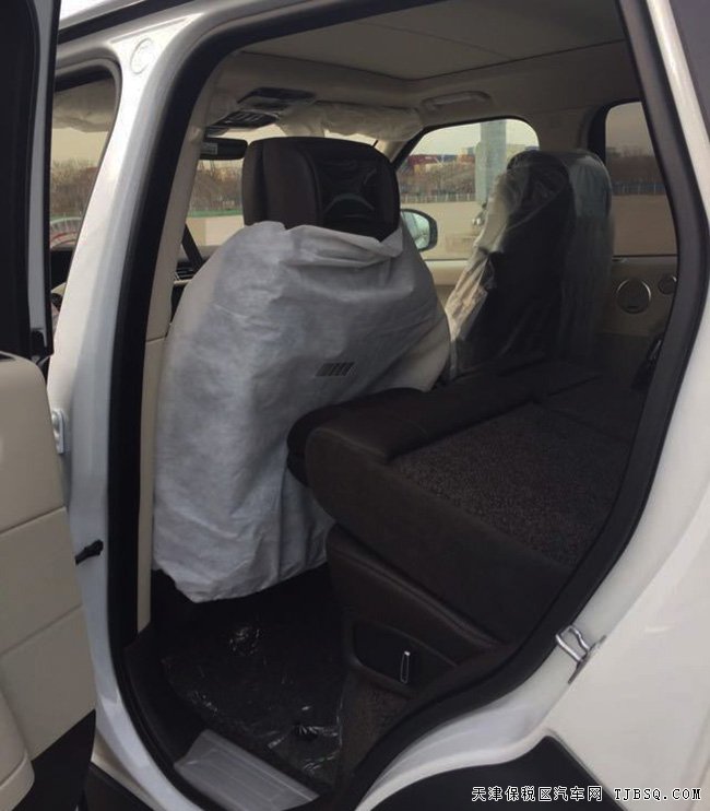 2017款路虎揽胜3.0T柴油Vogue版 平行进口车130万优惠购