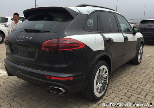 2017款保时捷卡宴3.6L汽油版 全景天窗/21轮现车97.5万