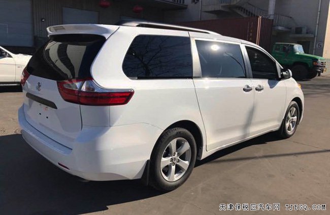 2017款丰田塞纳3.5L两驱版商务车 平行进口车抢先特卖
