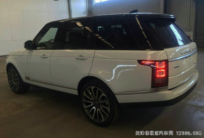 17款路虎揽胜3.0T柴油创世版 四座/22轮/撞顶现车147万