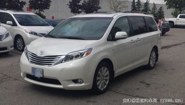 17款丰田塞纳3.5L四驱顶配版MPV 18轮/双天窗现车62.5万