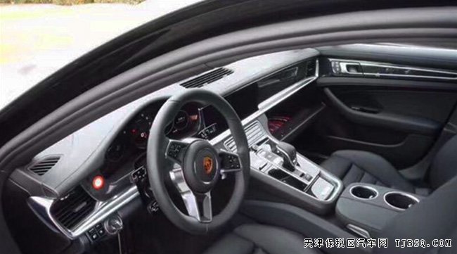 17款保时捷帕纳梅拉Panamera 天津港现车优惠抢购