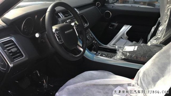 2017款路虎揽胜运动汽油版 滑动全景/19轮现车88.5万购