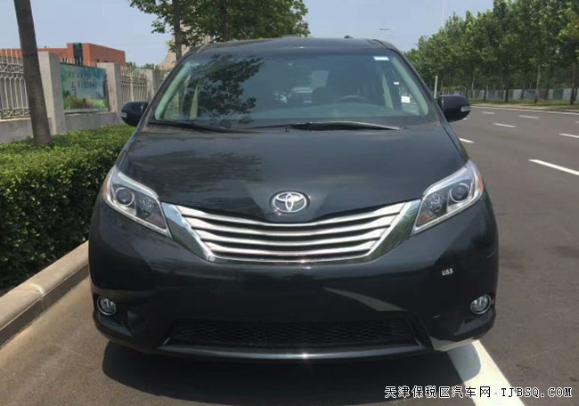 17款丰田塞纳3.5L四驱顶配版 双电动门/双天窗现车60万