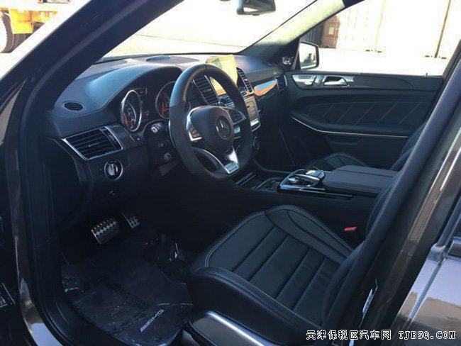 17款奔驰GLS63AMG加规版 22轮/雷测/BO音响现车241万起