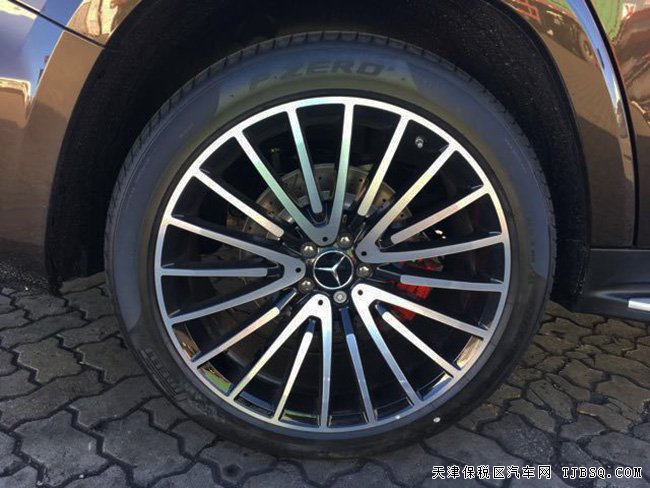 17款奔驰GLS63AMG加规版 22轮/雷测/BO音响现车241万起