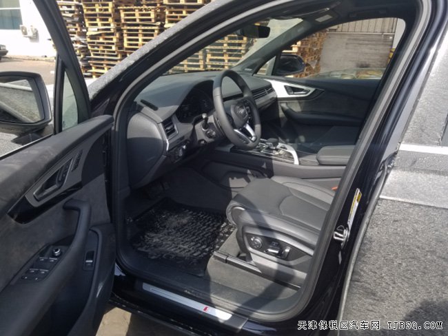 2017款奥迪Q7加规版七座 平行进口现车惠满津城