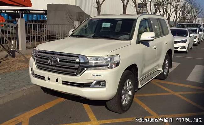 2017款丰田兰德酷路泽4000中东版 18轮/天窗现车66.8万