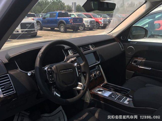 2017款路虎揽胜3.0T行政美规版 HSE/视觉包现车136万购