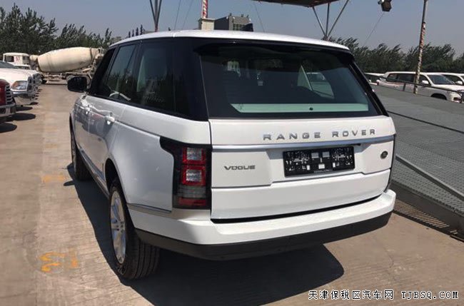 17款路虎揽胜3.0T柴油Vogue版 二代/全景/20轮现车127万