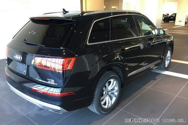 2017款奥迪Q7加规版 3.0T七座越野现车津城特惠
