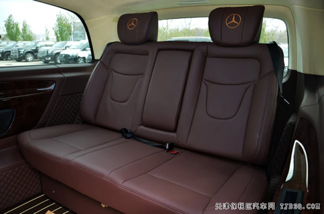 2017款奔驰Metris加规版MPV 七座/双电动门现车72万惠享