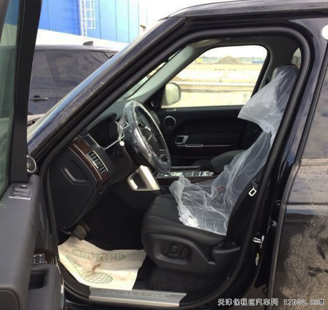 17款路虎揽胜3.0T行政汽油版 20轮/二代地形现车125.5万