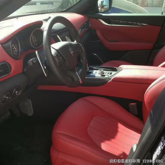 2017款玛莎拉蒂levante美规版 低/高功率版现车105万起