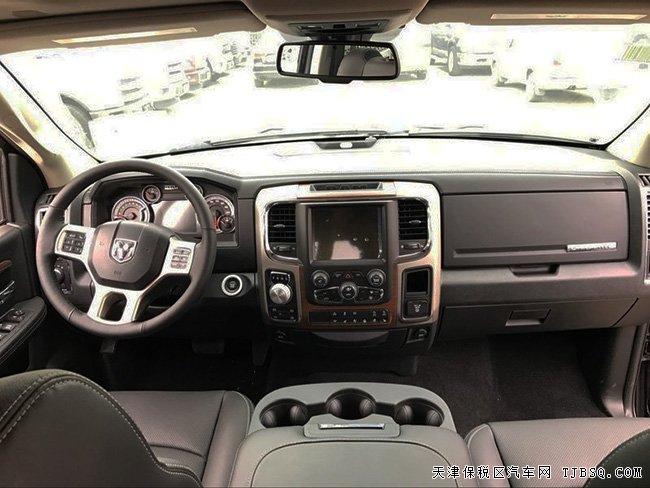 2017款道奇公羊5.7L豪华版 美式皮卡现车尊享奢华
