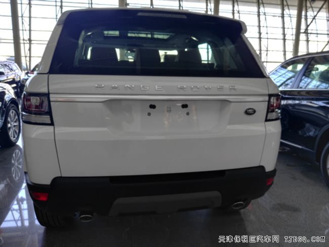 2017款路虎揽胜运动版 天津港现车热卖优惠尊享