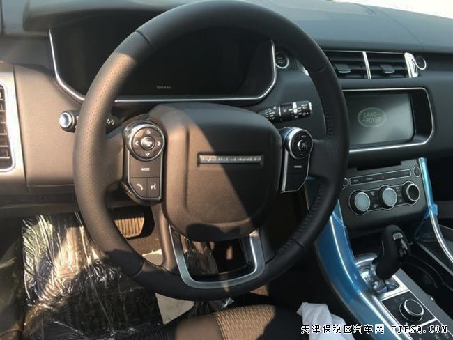 17款路虎揽胜运动柴油版 19轮/滑动全景现车76万震撼来袭