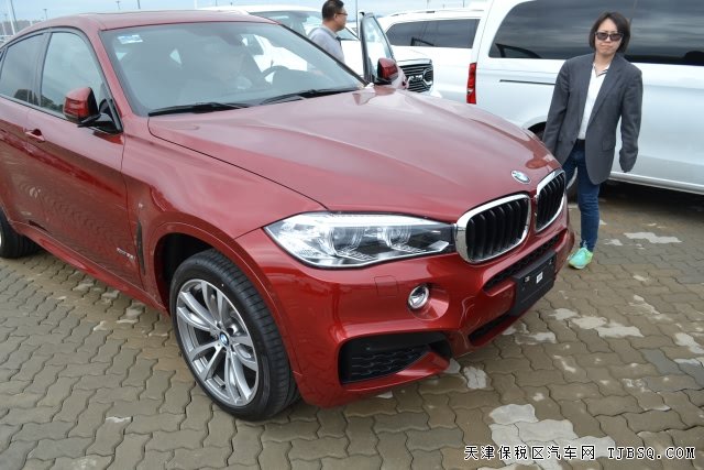 2017款宝马X6M墨西哥版 20轮/哈曼卡顿/M包围现车77.5万