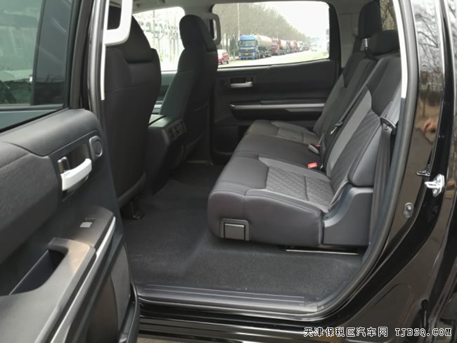 17款丰田坦途5.7L加规版美式皮卡 平行进口车40.5万优享