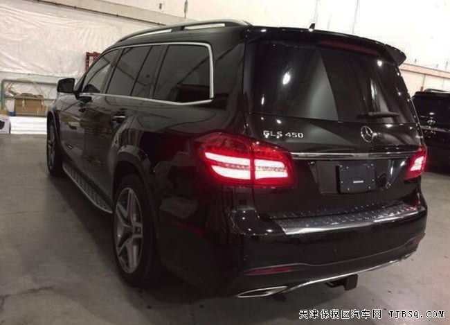 2017款奔驰GLS450AMG加规版 豪华SUV现车八月让利