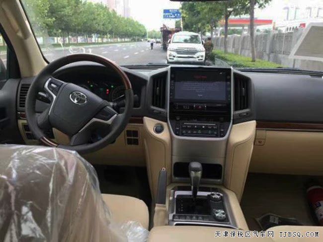 2017款丰田兰德酷路泽4000中东版 陆巡4.0L优惠秒杀