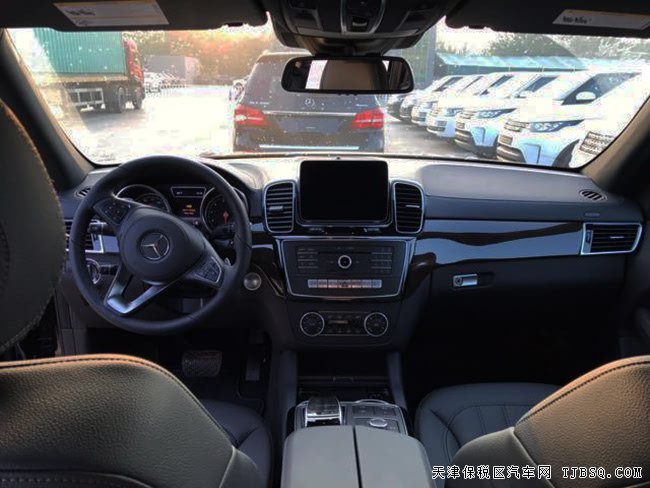 2017款奔驰GLS450美规版 全景天窗/灯包/P01包现车108万