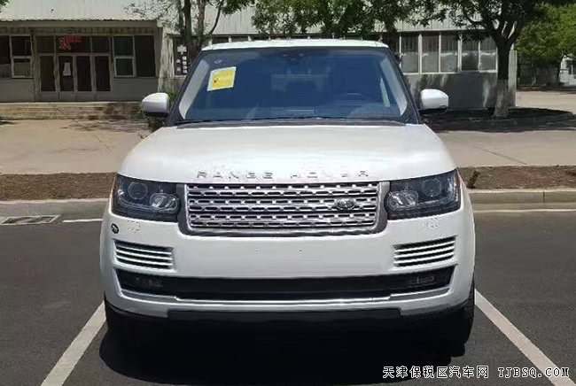 2017款路虎揽胜3.0T行政汽油版 20轮/全景现车125万乐享