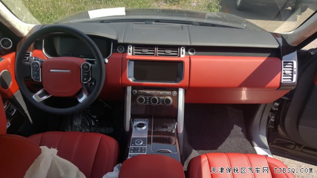17款路虎揽胜5.0T创世加长版 21轮/全景/抬显现车220万