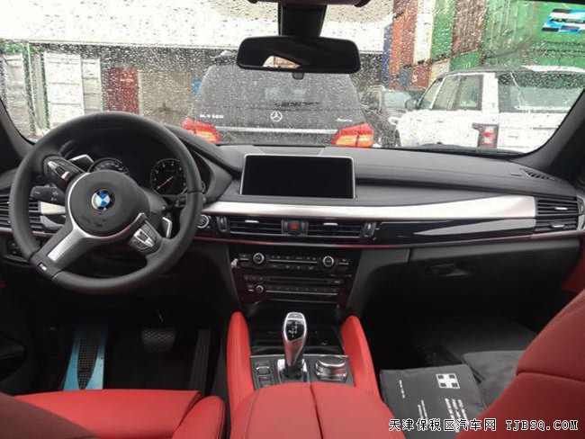 2017款宝马X6墨西哥版 19轮/天窗/液晶仪表现车72万巨献