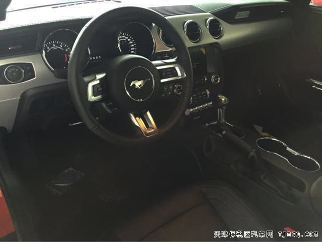 2017款福特野马2.3T墨西哥版 P版肌肉跑车现车36.5万购