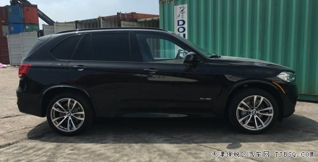2017款宝马X5M加规版 大豪华包/M运动包现车81.8万巨献