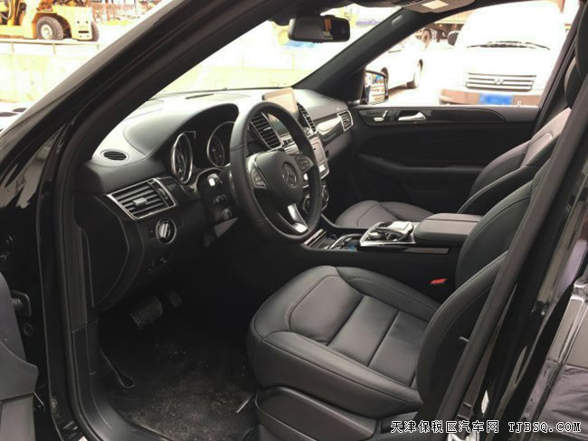 2017款奔驰GLS450加规版 后娱/高级包/运动包现车126万