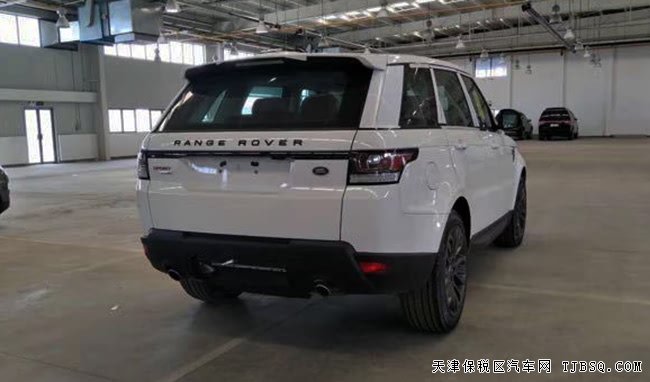2017款路虎揽胜运动汽油版 21钻石轮/全景天窗现车92万