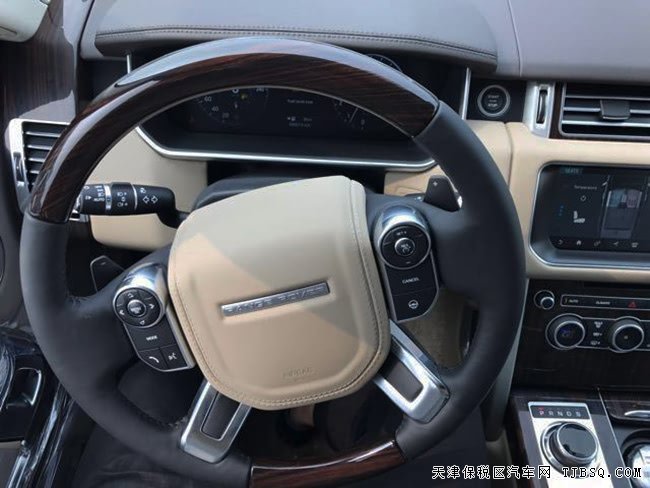 17款路虎揽胜3.0T汽油Vogue加长版 21轮/全景现车161万