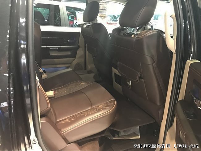 2017款道奇公羊5.7L长角号皮卡 平行进口车优惠购