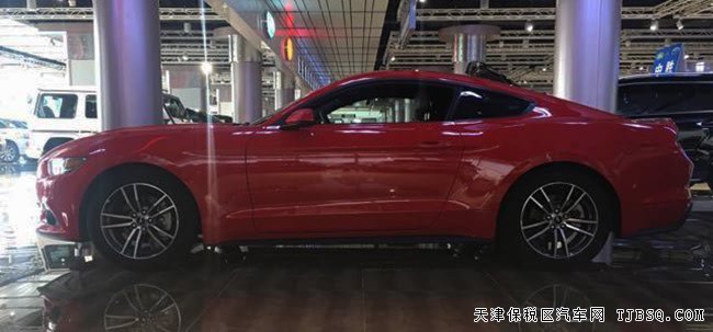 2017款福特野马2.3T墨西哥版 P版性能跑车35万优惠巨献