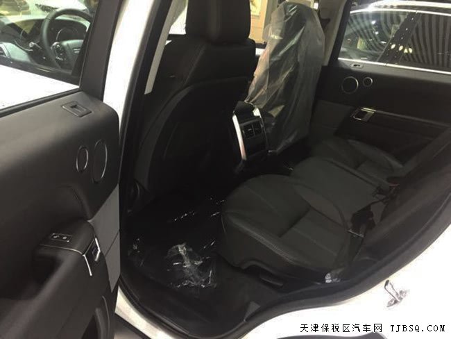 2017款路虎揽胜运动汽油版 19轮/滑动全景天窗现车82万