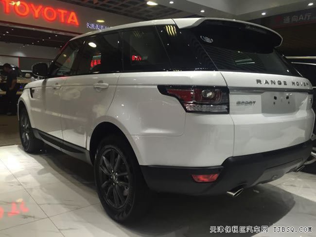 2017款路虎揽胜运动汽油版 19轮/滑动全景天窗现车82万