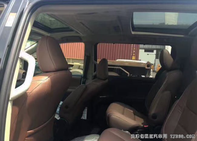 17款丰田塞纳3.5L四驱顶配版商务车 平行进口车惠满津港