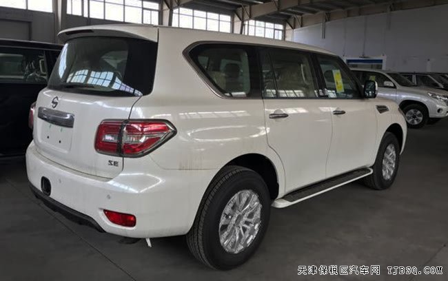 17款日产途乐Y62中东版 天窗/BOSE音响/18轮现车59.5万