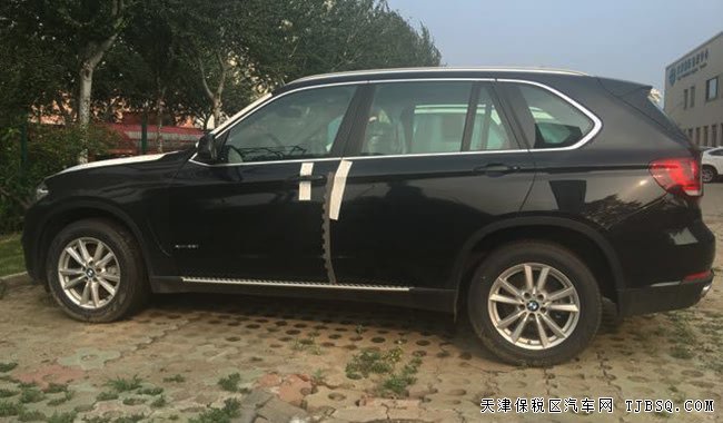 2017款宝马X5欧规版经典SUV 全景天窗/环影现车67万优享