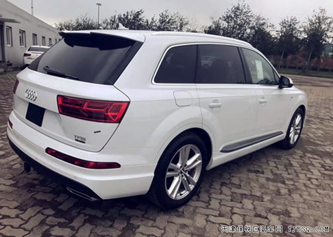 2017款奥迪Q7加拿大版3.0T 全尺寸越野现车优惠来袭
