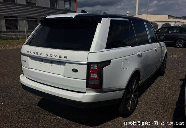 2017款路虎揽胜3.0T柴油Vogue加长版 天津港现车141万起