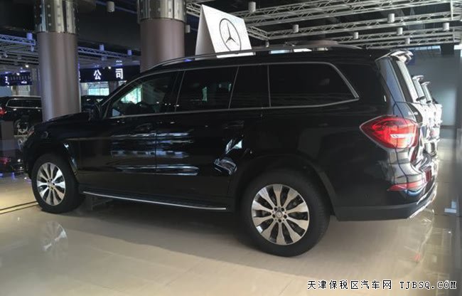 2017款奔驰GLS450美规版 全景/外观包/停车包现车114万
