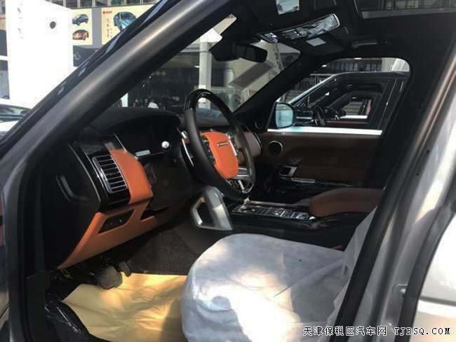 2017款路虎揽胜5.0T创世加长版 22轮/4座/全景现车246万