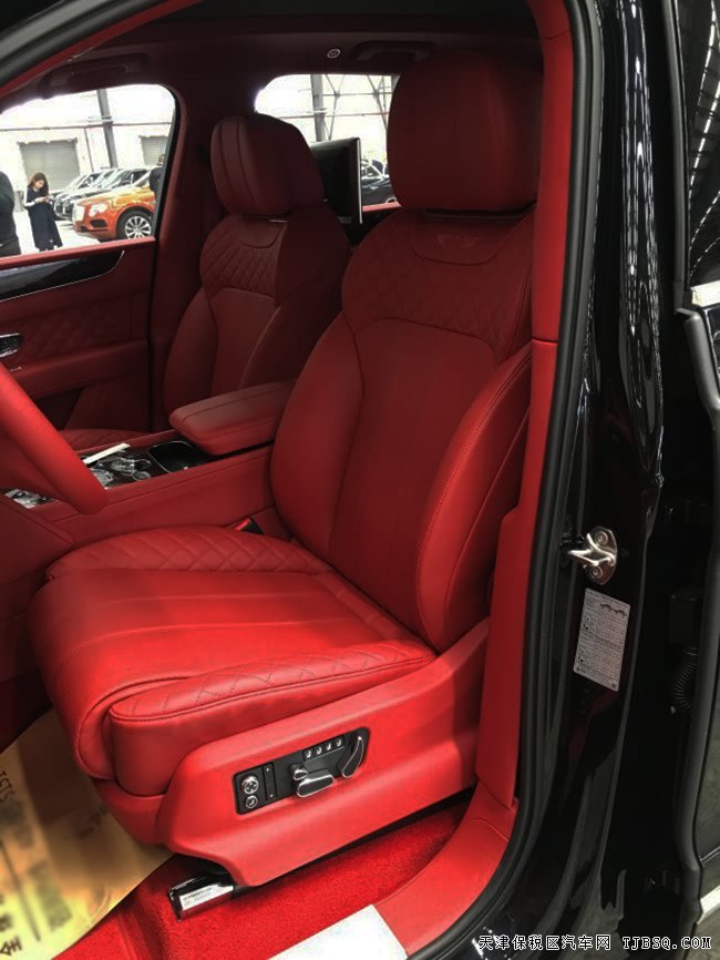 2017款宾利添越SUV欧规版 奢华越野现车津城巨献